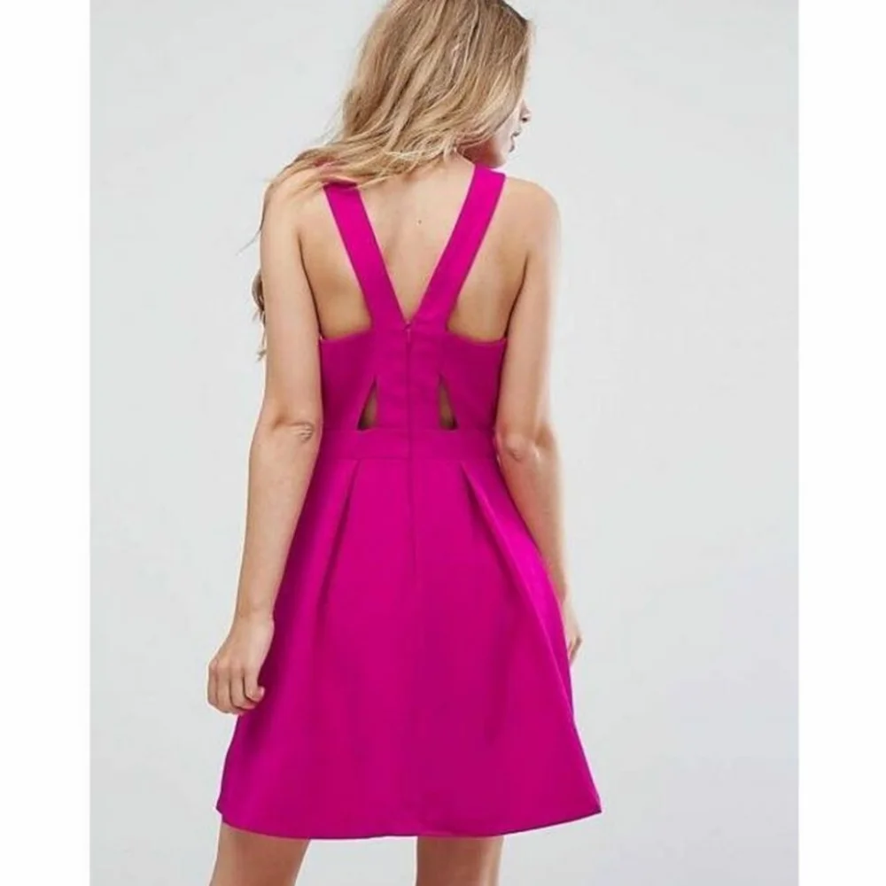 Adelyn Rae Sexy Fuschia Scalloped Peek-A-Boo Bodice Skater Style Dress - Picture 3 of 13